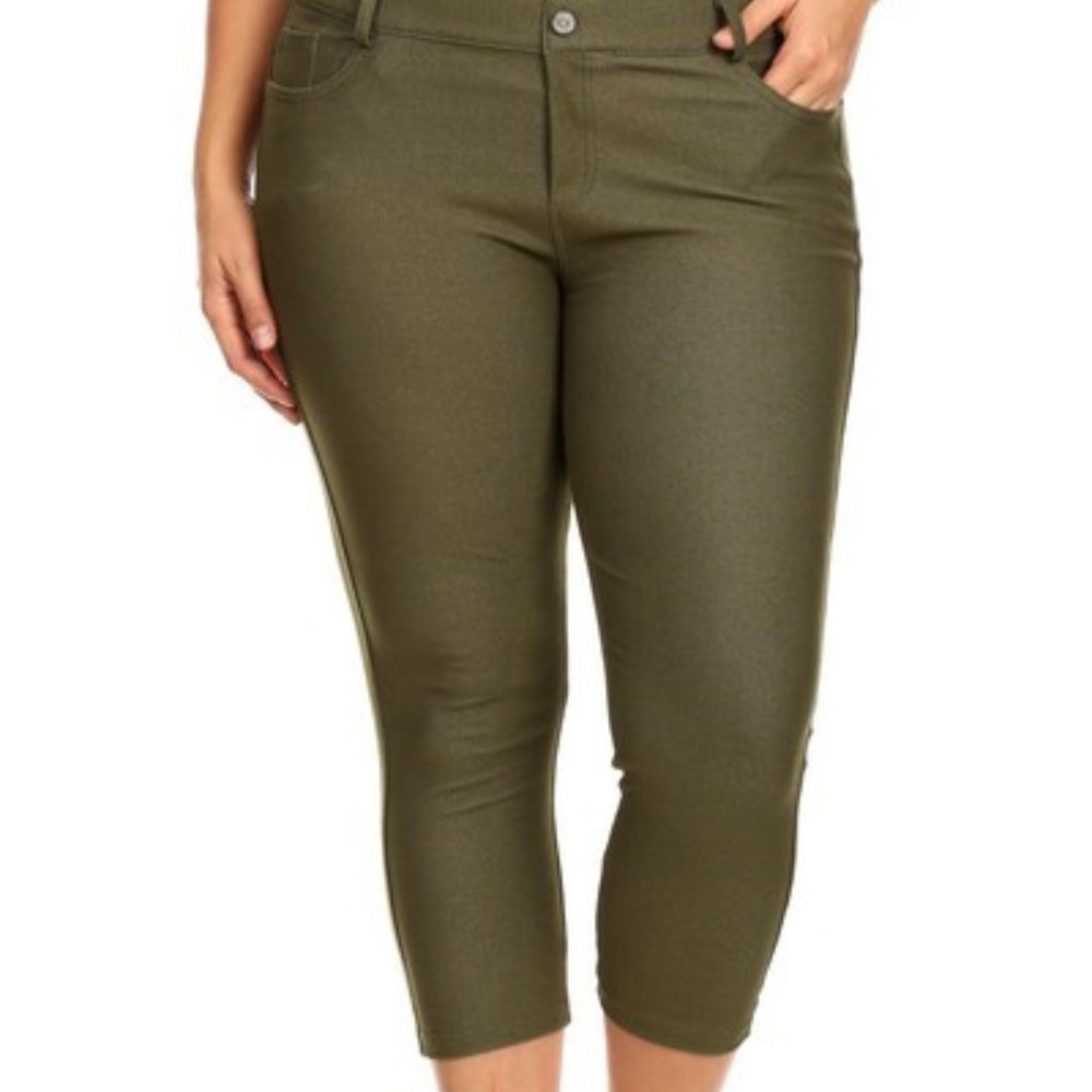 Classic Solid Capri Jeggings